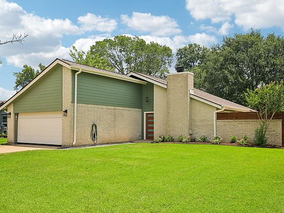 3rd image of 534 Magnolia Bend Street