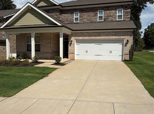 5002 Kings Ridge, Charlotte, NC 28217