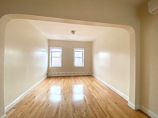 5th image of 22-13 35th St #3