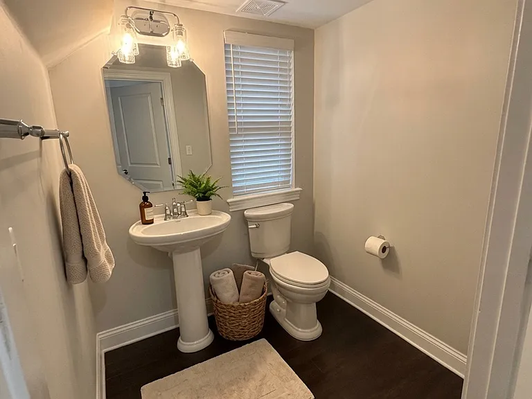 2878 Green St — Photo 9