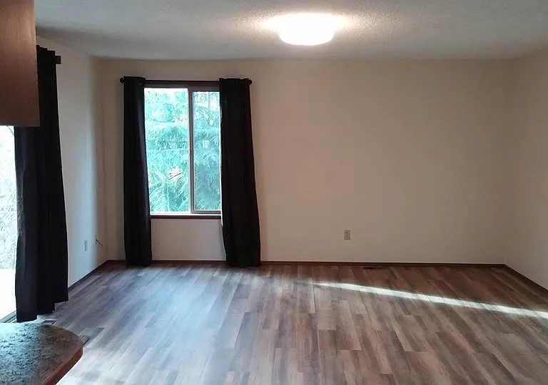 35358 Woodland Ln — Photo 16