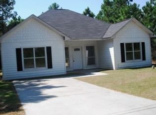 7255 Smith St, Bay St Louis, MS 39520