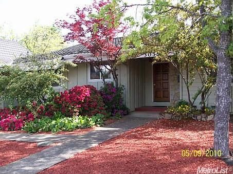 1st image of 3035 Waterman Ct
