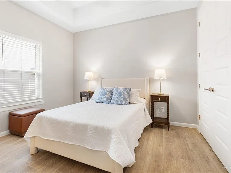 1304 Providence Ave — Photo 26