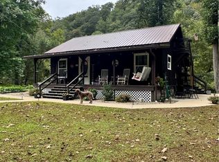 3822 Elk River Rd, Procious, WV 25164