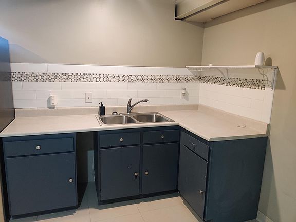 Sink area
