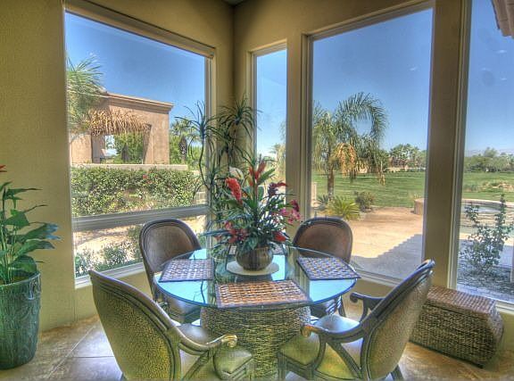 Breakfast nook