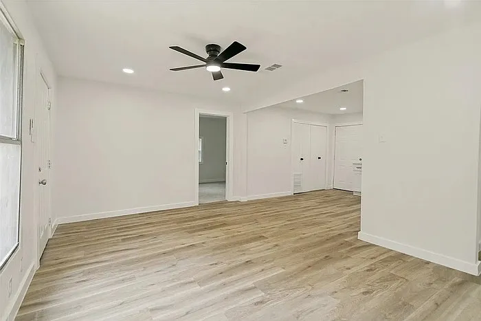1211 E Virginia St — Photo 15