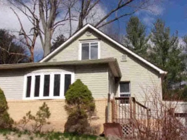 7990 E Gospel Grove Ave, Terre Haute, IN 47803
