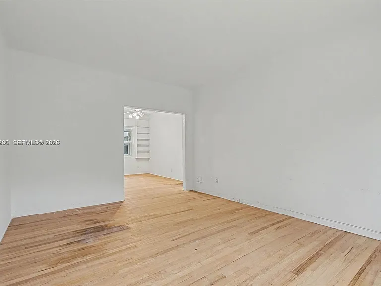9160 NE 8th Ave #2J — Photo 15