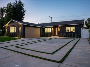 24021 Friar St, Woodland Hills, CA 91367