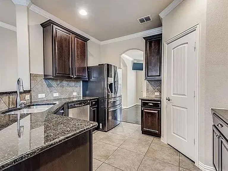 12532 Ocean Spray Dr — Photo 1
