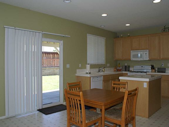 3rd image of 1444 Chardonnay Pl