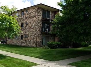 8001 Beloit Ave APT 1A, Bridgeview, IL 60455