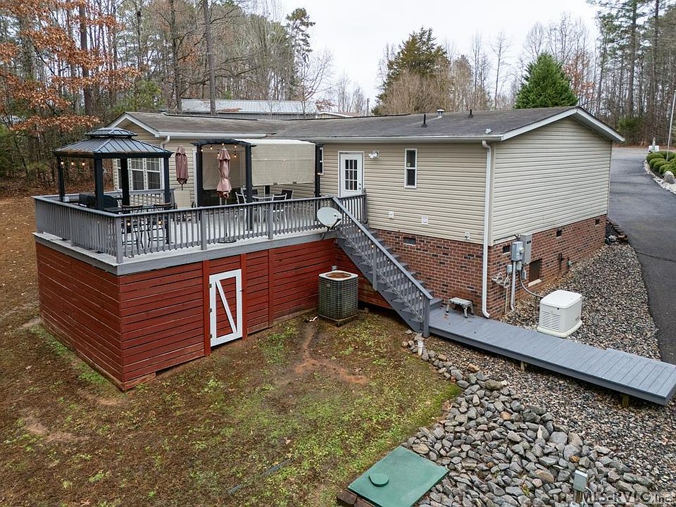 1st image of 38 Ebony Ct