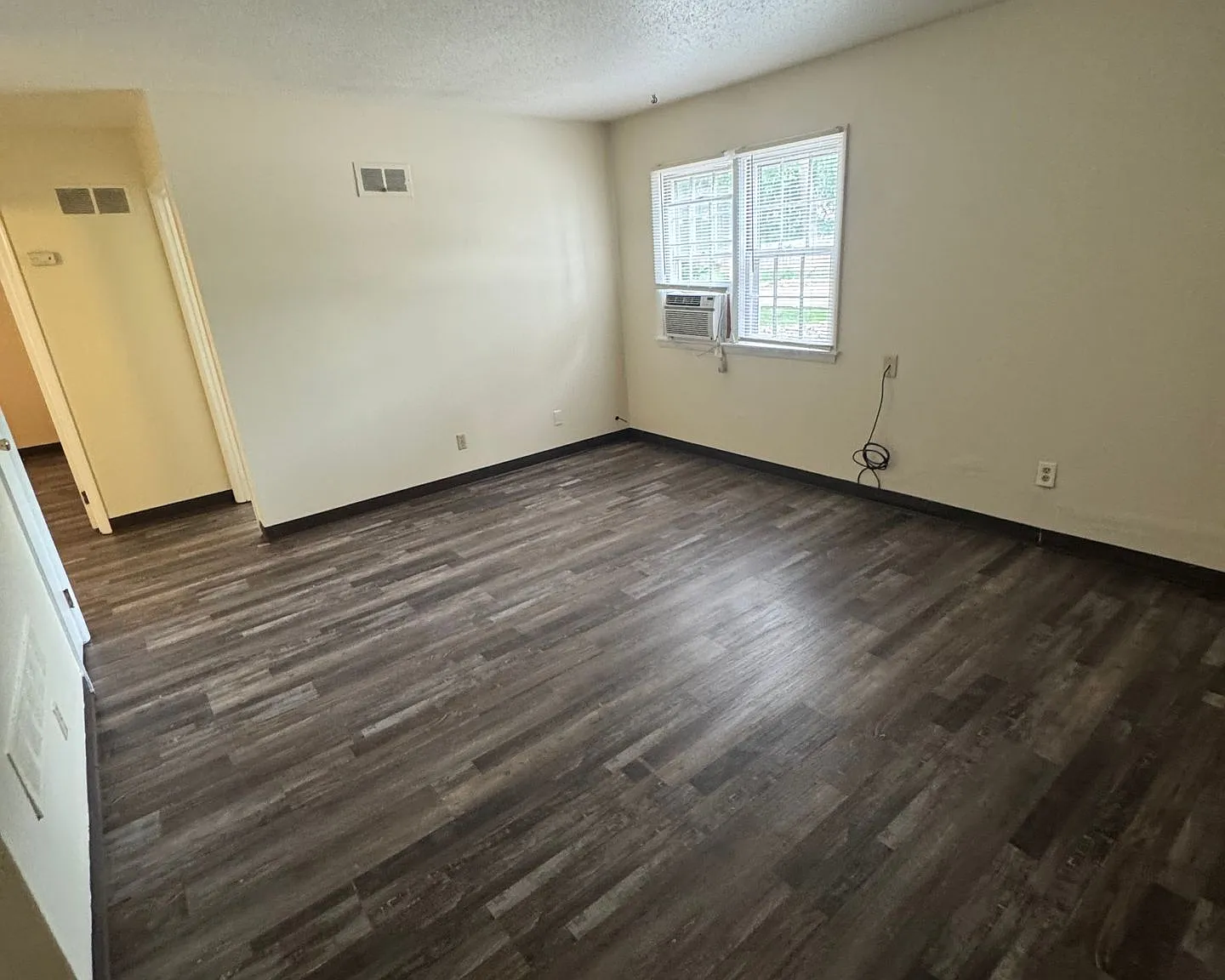 Welcome to Manor Heights Apartments! — Photo 4