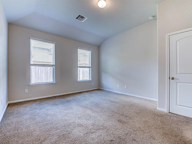 4542 Medrano Trl — Photo 22