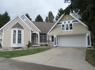 982 Sunflower Ct #19, Holland, MI