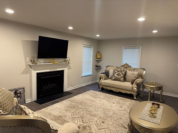 3rd image of 5141 Linsey Lakes Dr