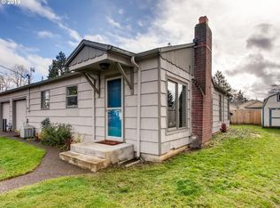 11720 SE Yamhill St, Portland, OR 97216