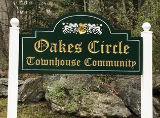 15 Oakes Cir, Millbury, MA 01527