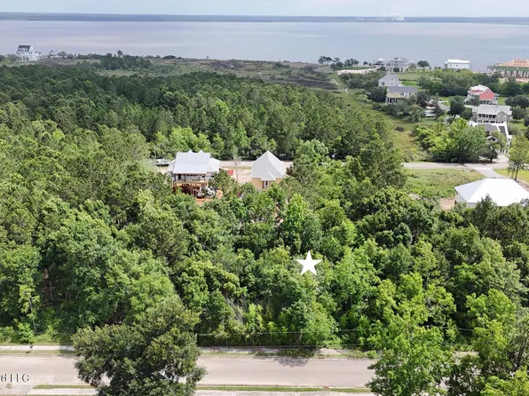 Harrison Ct, Bay Saint Louis, MS 39520