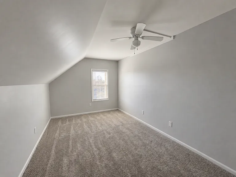 220 Weir St #4 — Photo 12