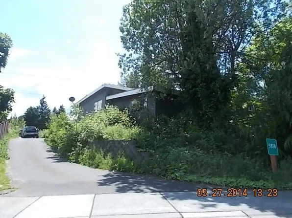 5818 209th Pl SW, Lynnwood, WA 98036