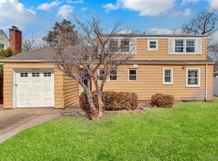 1009 Centennial Ave, Baldwin, NY 11510