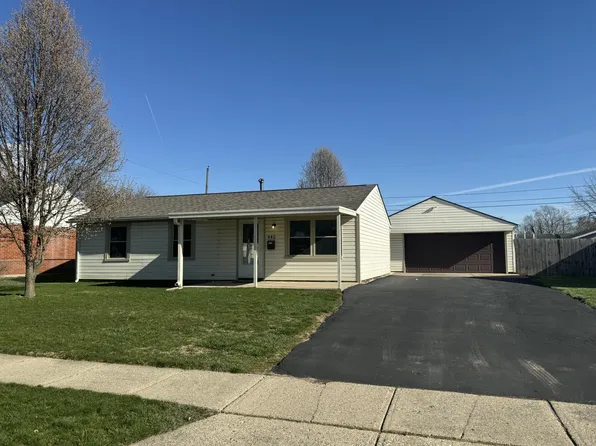 440 Caldwell Cir, New Carlisle, OH 45344