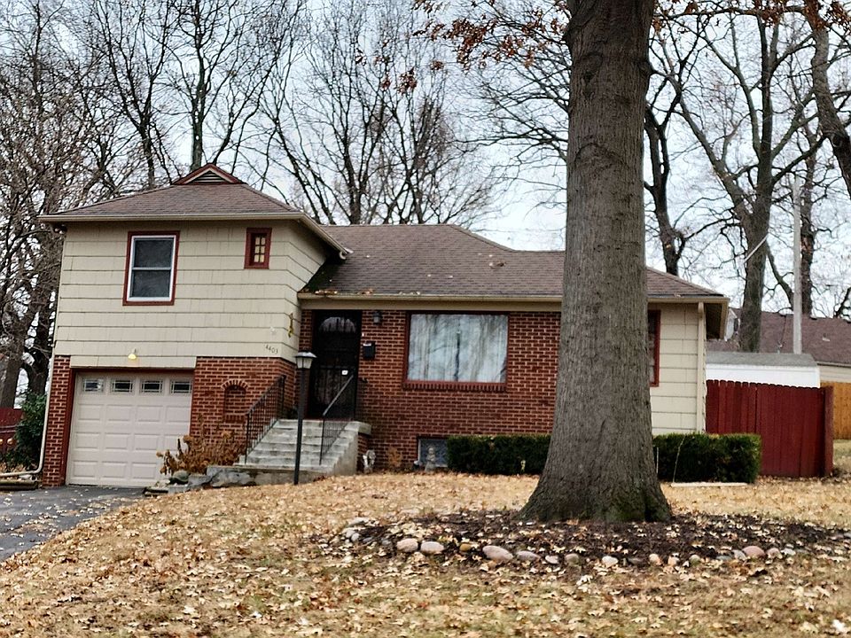 1st image of 4403 NE 52nd Ter