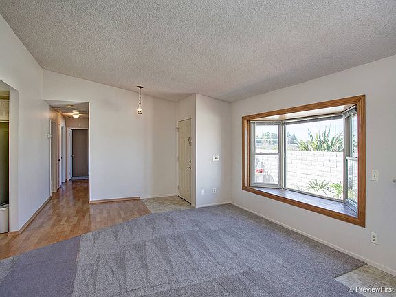 4th image of 203 Carissa Dr