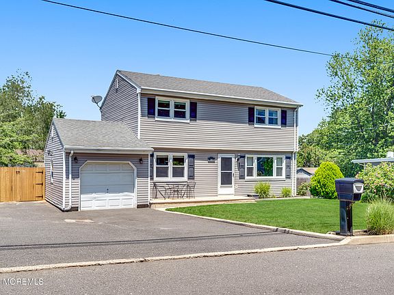 2nd image of 341 20th Avenue