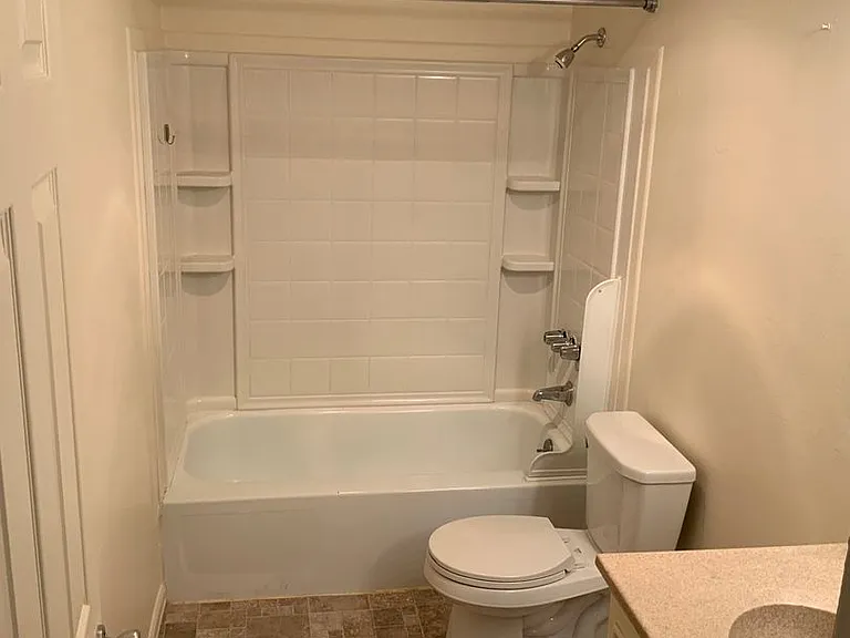2145 Hawkins Ln — Photo 15