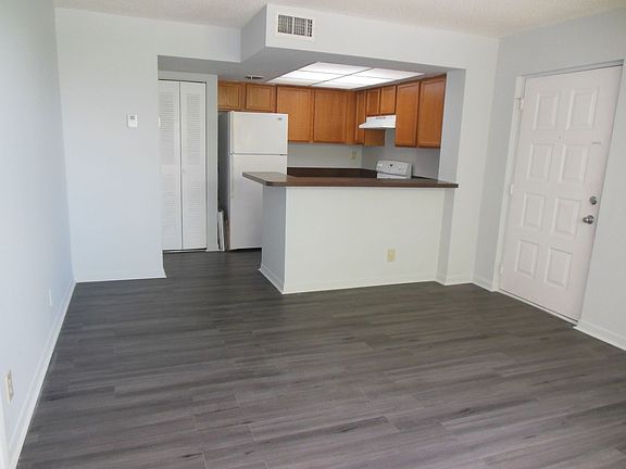 2nd image of 700 Executive Center Dr #3-312-312