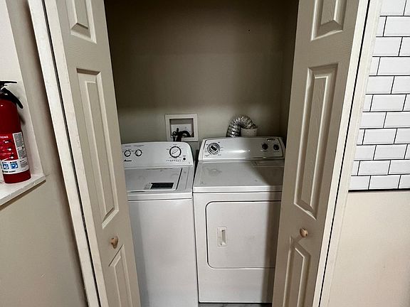 3rd image of 2213 N 16th St Floor 2