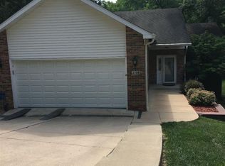 2108 Timbercrest #15, Springfield, IL 62702