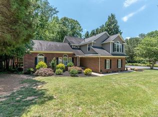 1001 Briarcliff Rd, Mooresville, NC 28115