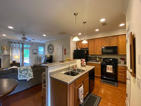 5th image of 4646 Altha St