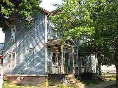 1st image of 124 N 3rd Ave