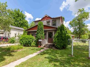 665 Dennis St, Adrian, MI 49221