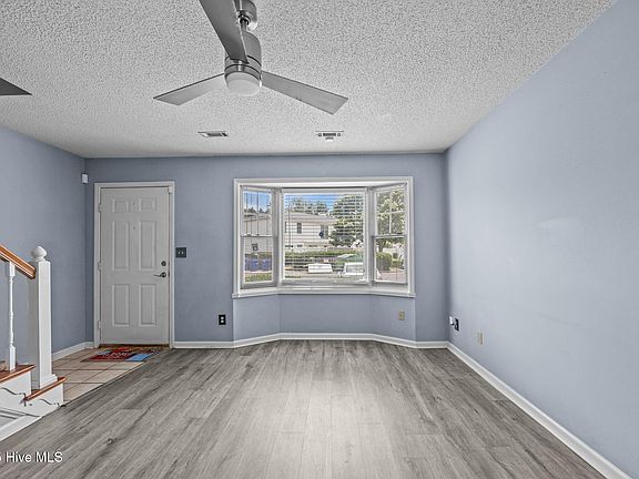 5th image of 1107 Grovemont Drive #D9