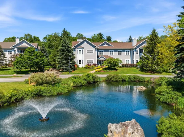 50 Rue Coldbrook #201-LAC, Brome, QC J0E 1V0