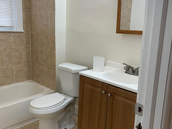 3rd image of 4770 Tampa St Floor 2
