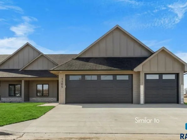 1225 Thompson Pl E, Tea, SD 57064