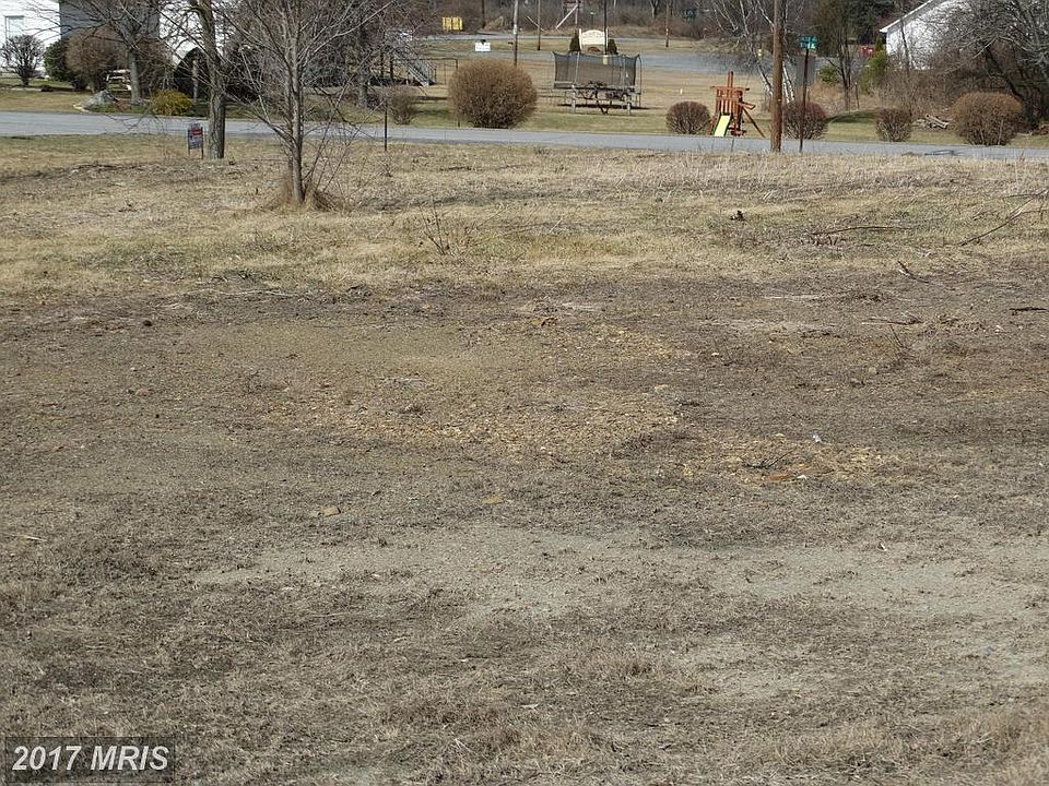 1st image of 1 Lincoln Dr