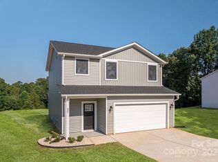 823 32nd St NE, Conover, NC 28613