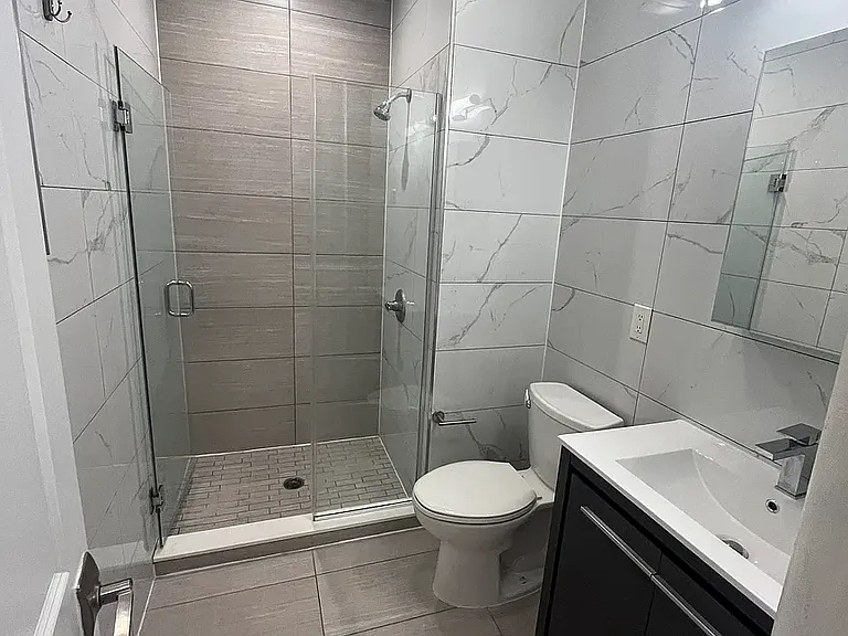 315 E 57th St #1-A — Photo 8