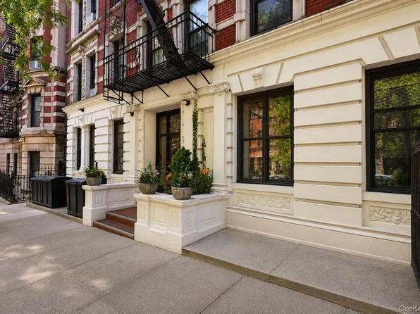 4-6 W 105th Street #6A, New York (Manhattan), NY 10025
