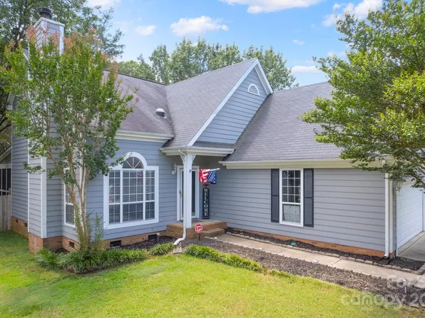 13836 Poppleton Ct, Charlotte, NC 28273